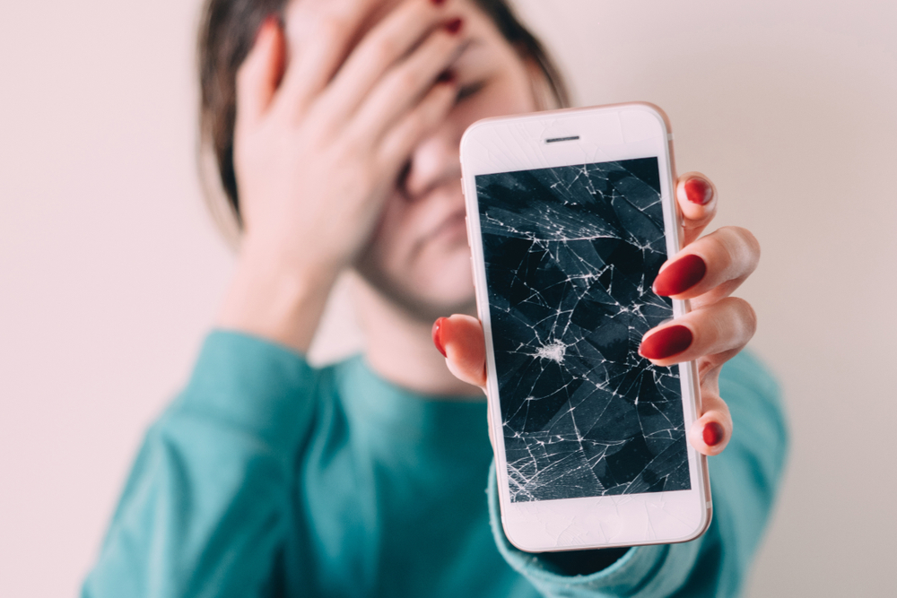 Different Types Of Smartphone Screen Damage